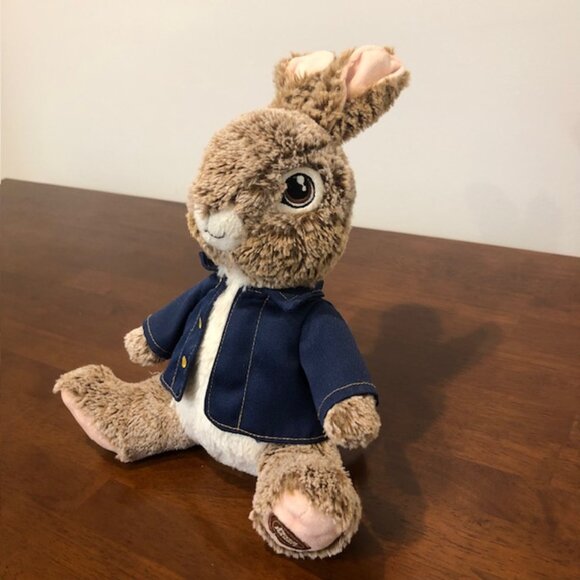 Peter Rabbit Plush Collectible Toy Pre-Owned. - Picture 1 of 12